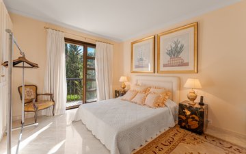 Property slide 20