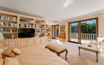 Property slide 14