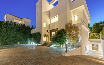Property slide 40