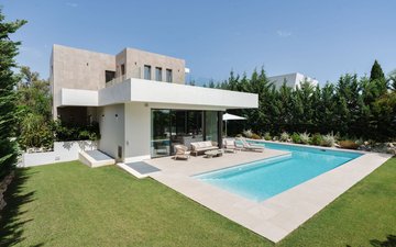 Property slide 28