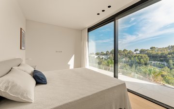Property slide 24