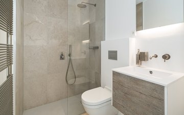 Property slide 21