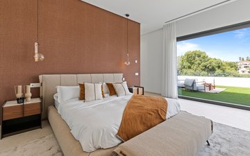 Property slide 16