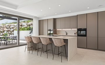 Property slide 10