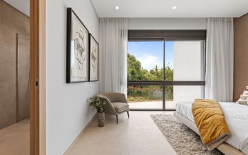 Property slide 32