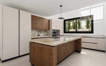 Property slide 14