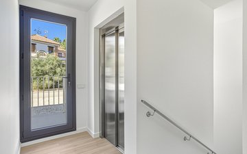 Property slide 20