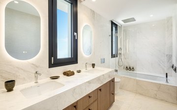 Property slide 17