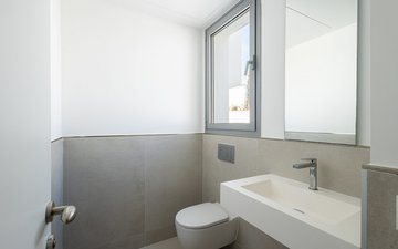 Property slide 18