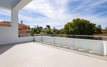 Property slide 20