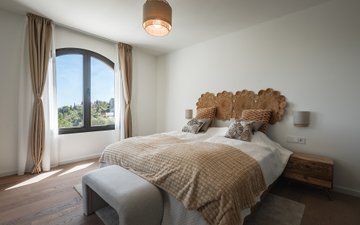 Property slide 22