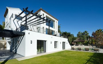 Property slide 48
