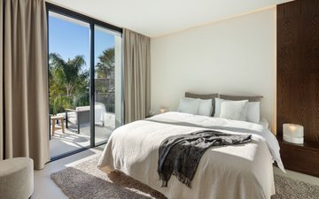 Property slide 20