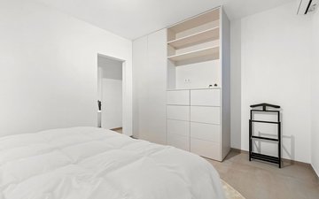 Property slide 30