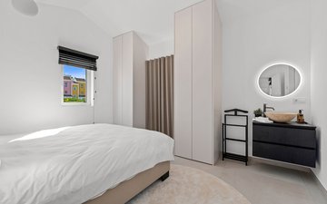 Property slide 22
