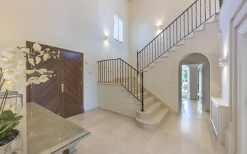 Property slide 14