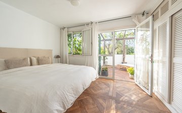Property slide 19
