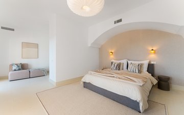 Property slide 40