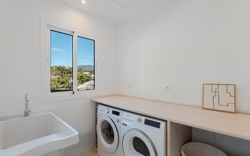 Property slide 42