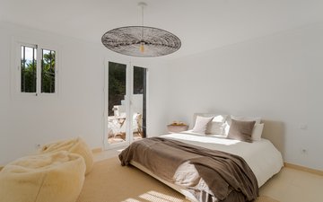Property slide 38
