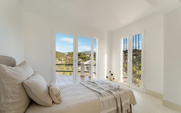 Property slide 31