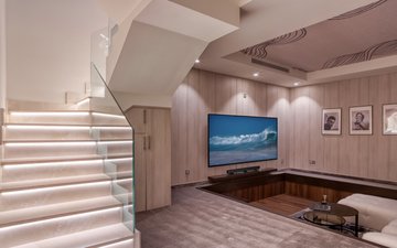 Property slide 18