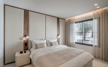 Property slide 18