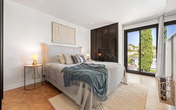 Property slide 24