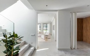 Property slide 17