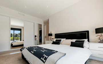 Property slide 19
