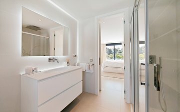 Property slide 25