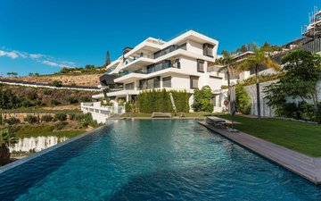 Property slide 25
