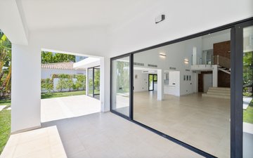 Property slide 18