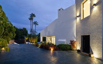Property slide 49
