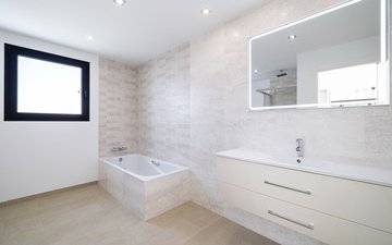 Property slide 31