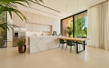 Property slide 10