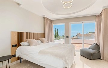 Property slide 17