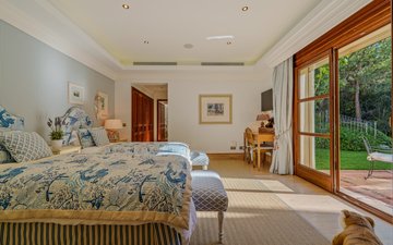 Property slide 18