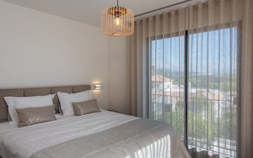 Property slide 25
