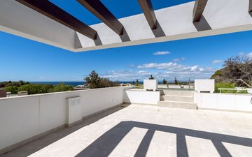 Property slide 40