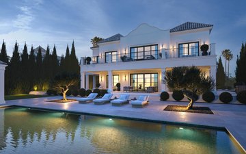 Property slide 10