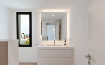 Property slide 38