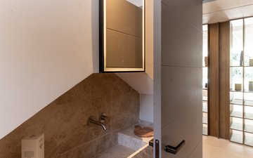 Property slide 17