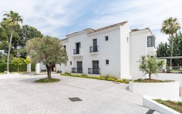 Property slide 44