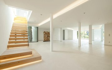 Property slide 46