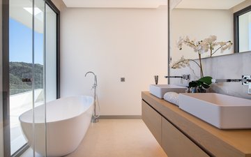 Property slide 19