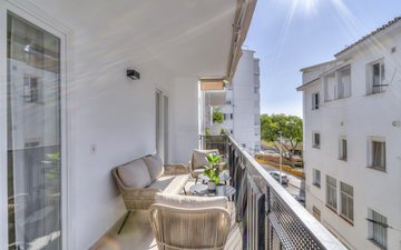 Property slide 15