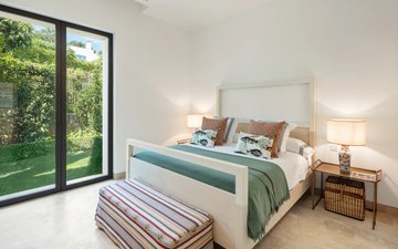 Property slide 18