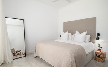Property slide 22