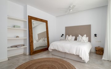 Property slide 20